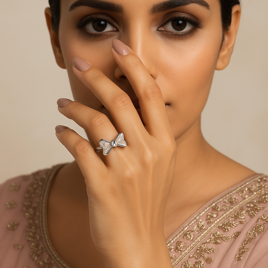 Elegant Silver Bow Knot Ring with Sparkling Crystal for Women